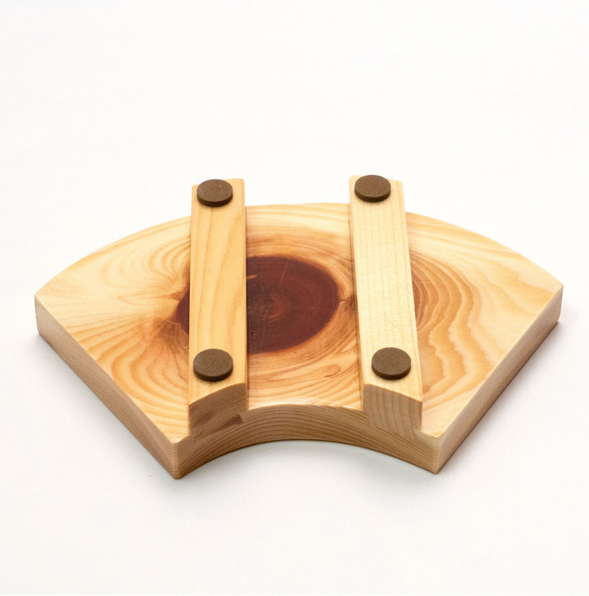 Hinoki/Red knot mini serving tray, fan-shaped (with non-slip surface)