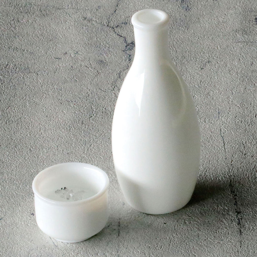 Gyoku Glass Sake Bottle