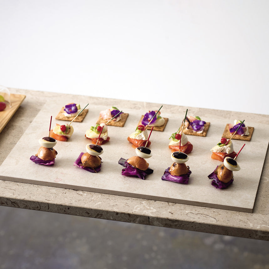 石紋(せきもん)板皿(白)