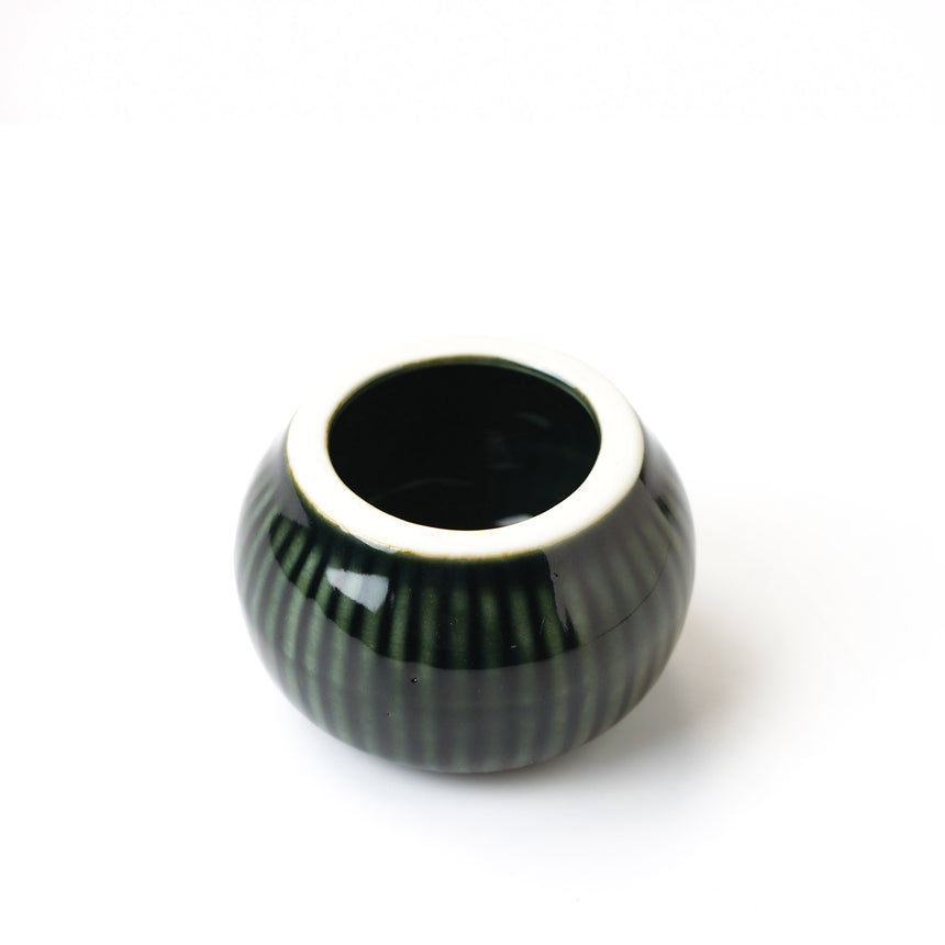 織部　ダルマ型　茶筅置き