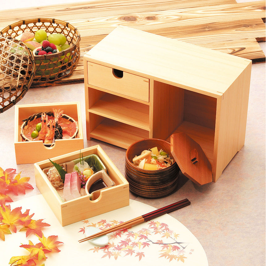 Hinoki chest lunch box (while stocks last)